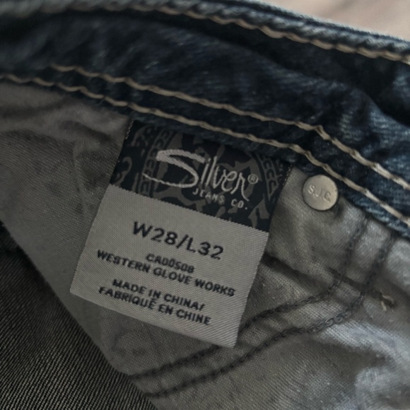 Silver Jeans - Picture 5 of 5